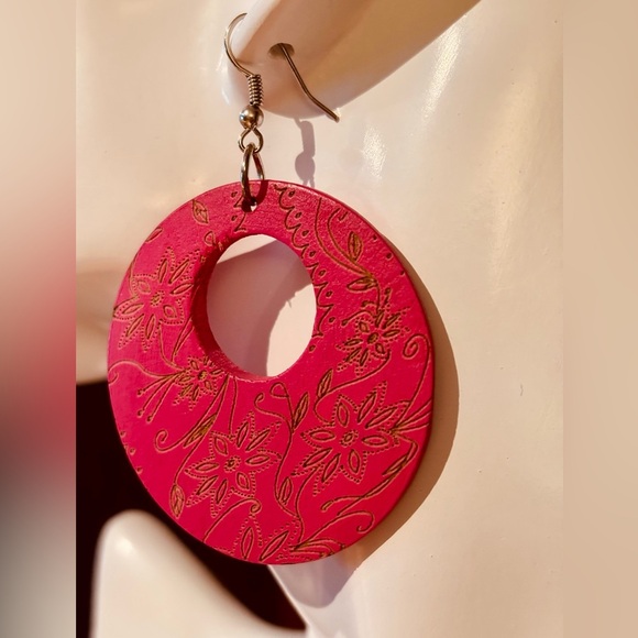 3/$15 - Pink Floral Engraved Wooden Hoop Earrings - Picture 4 of 6